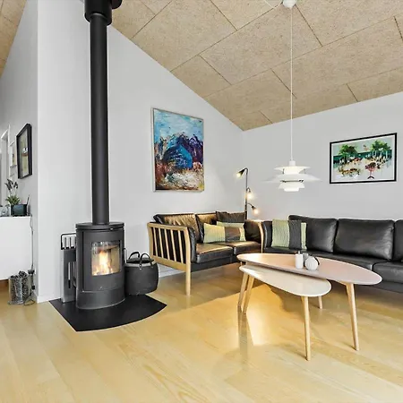 Дом отдыха 8234-knebel-strands-havvej-2-a